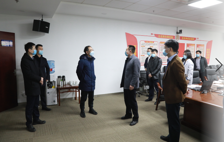 陕西6008集团集团疫情防控事情向导小组检查指导各单位防疫事情