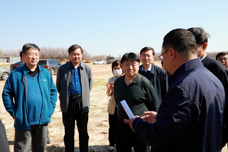 熊良虎出席省人大黄河流域陕西段生态；；；；ず透咧柿可ぷㄌ獾餮凶富