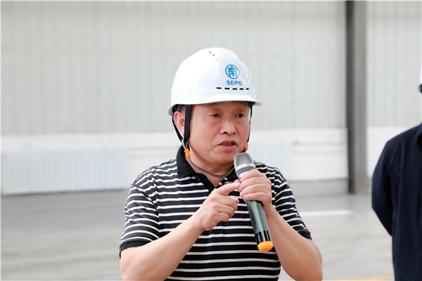 陕西6008集团集团复工复产促增添项目观摩聚会与会职员走进大秦国源三秦6008集团秦邦园区在榆项目