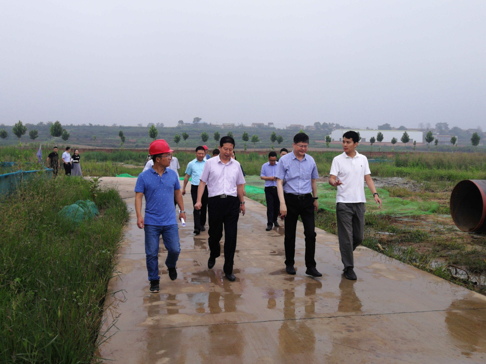 省科技厅副厅长史高领到水情形公司蟠龙新区污水处置惩罚厂项目调研