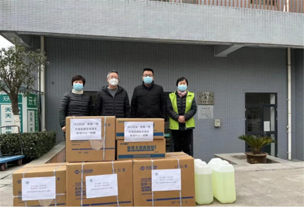 下沉一线，，，，，，爱心抗疫！陕西6008集团集团累计捐钱逾48万元